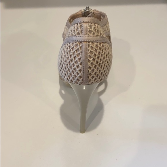 Burberry Mesh Stilletto size 8 - Picture 7 of 12